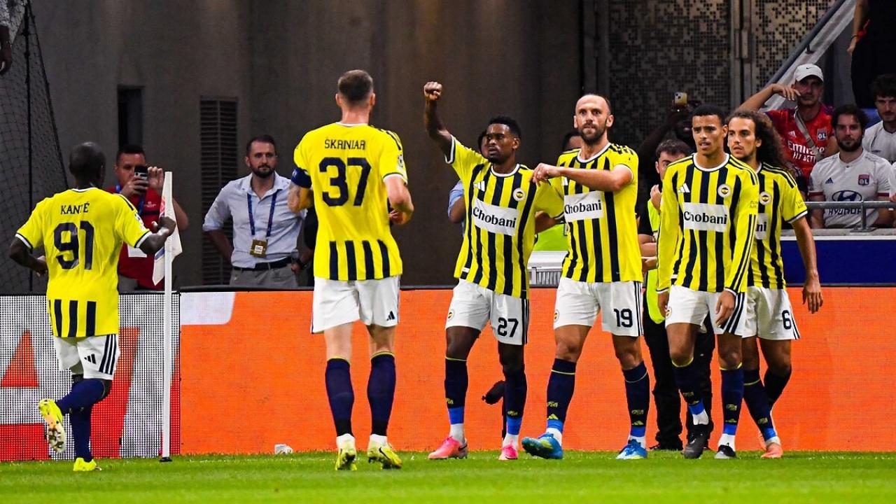 Devler Ligi bileti alan Fenerbahçe dev gelirin sah…