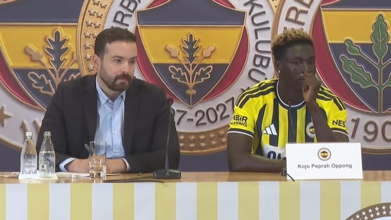 Fenerbahçe, yeni transferi Oppong için imza töreni düzenliyor
