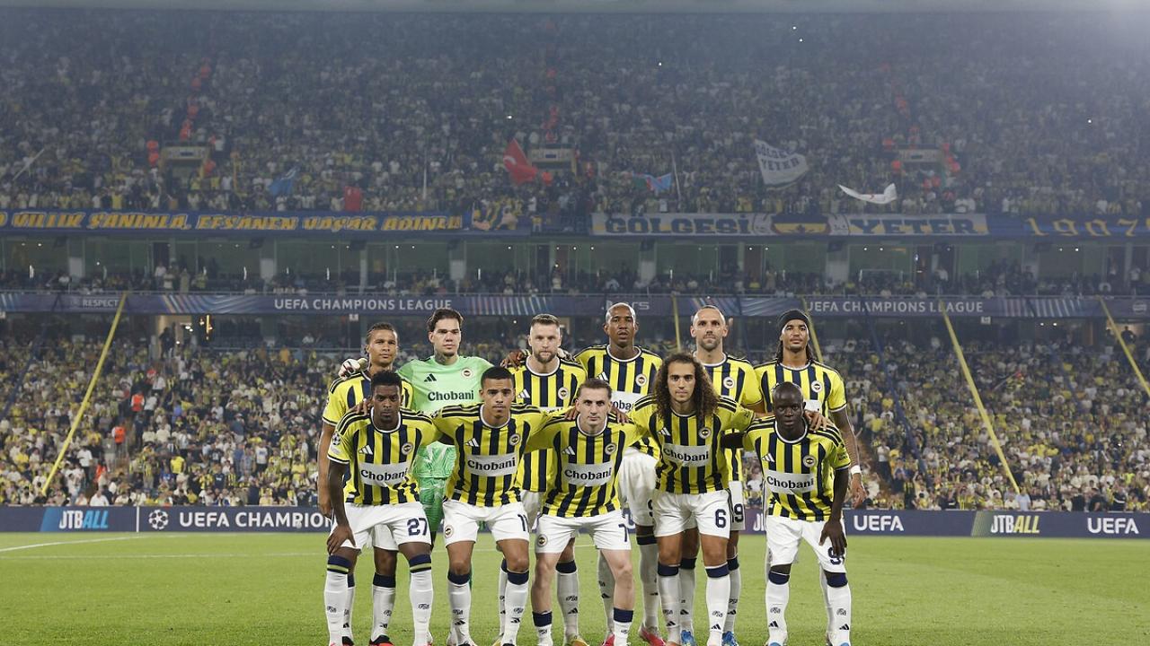 Fenerbahçe'nin Olimpik Lyon maçı kamp kadrosu belli oldu
