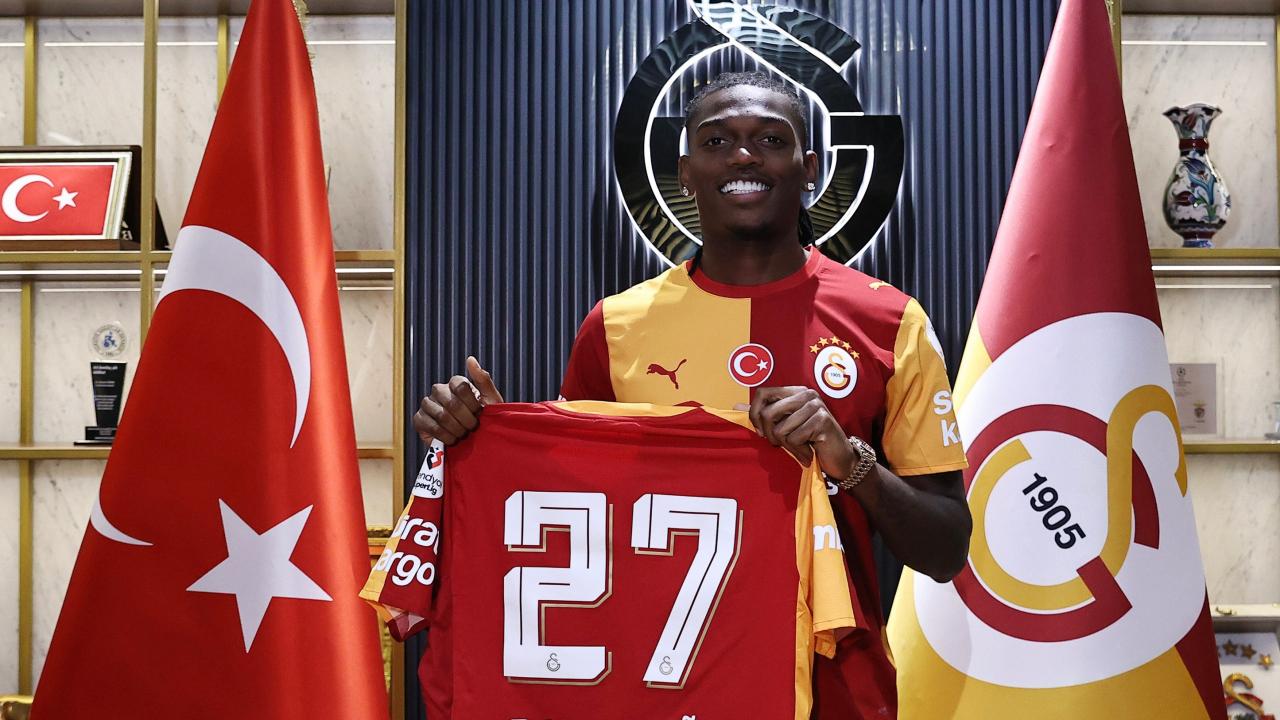 Galatasaray'ın 7. Portekizlisi Rafael Leao oldu!