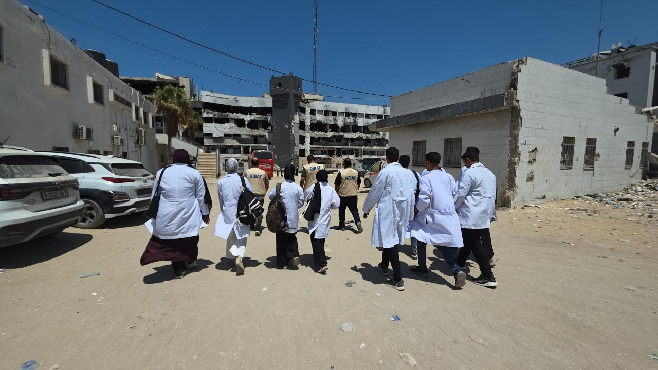 Ribat İnsani Yardım DerneÄi soykırıma raÄmen Gazzeâyi bırakmıyor