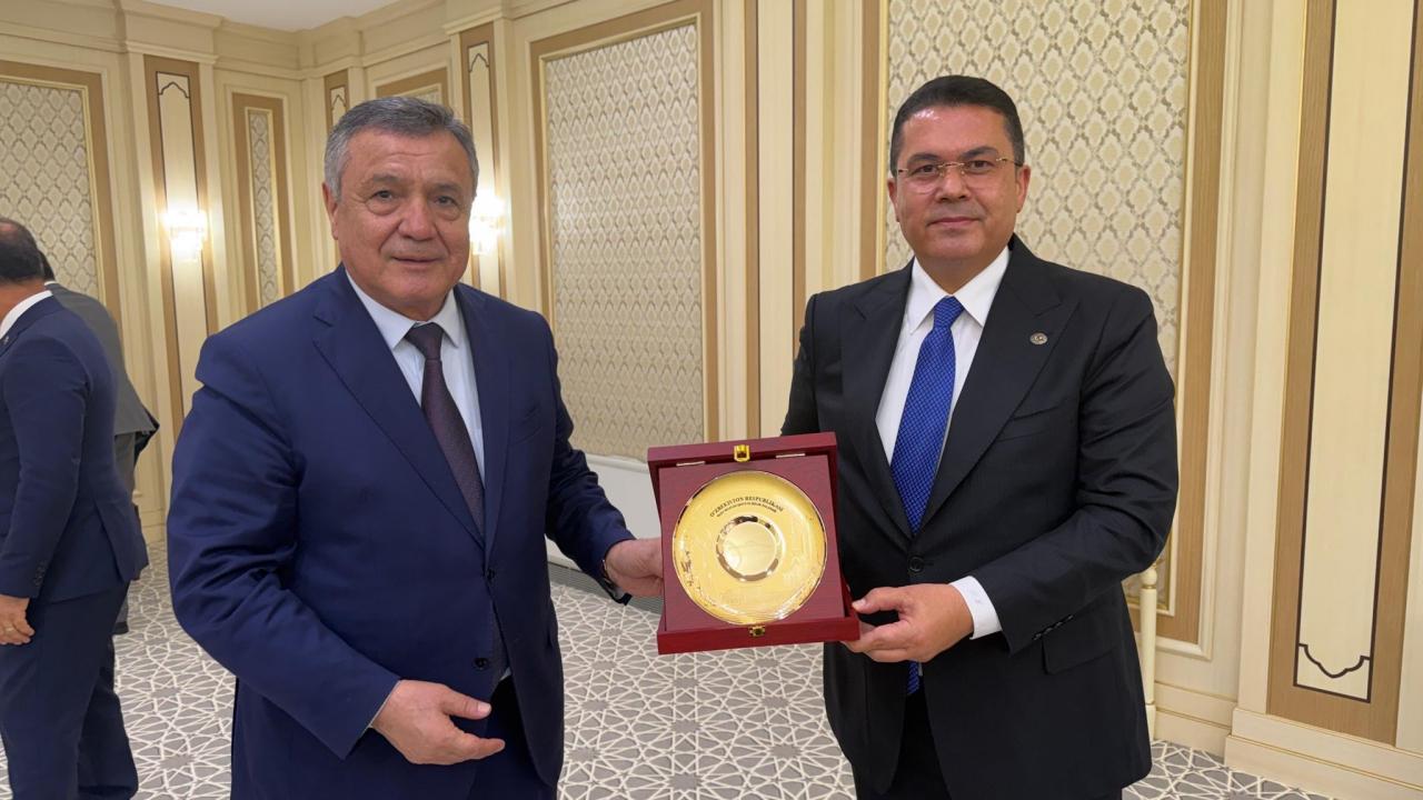 Ruhi Ersoyâdan Ãzbekistan mesajı: Türk dünyasının yükselen gücü
