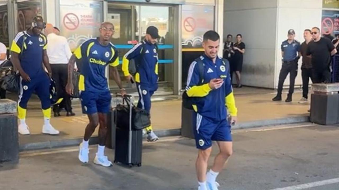 Åampiyonlar Ligi'ni garantileyen Fenerbahçe, yurda döndü