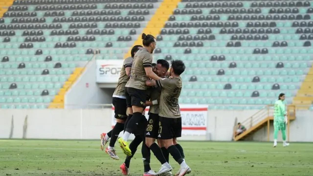 2-0'lık galibiyet! TFF 1. Lig'de liderliÄi bırakmadılar