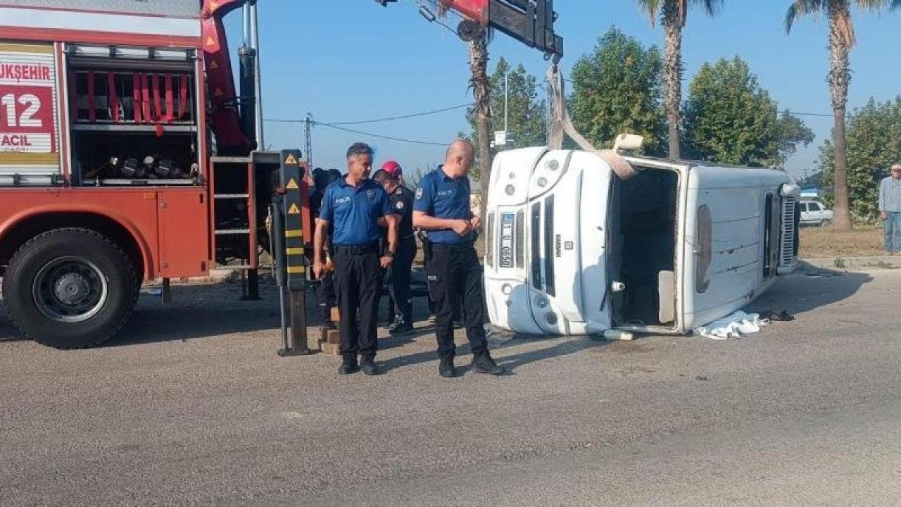 Ceyhan'da minibüs ile otomobil çarpıÅtı: 1 ölü, 3 yaralı