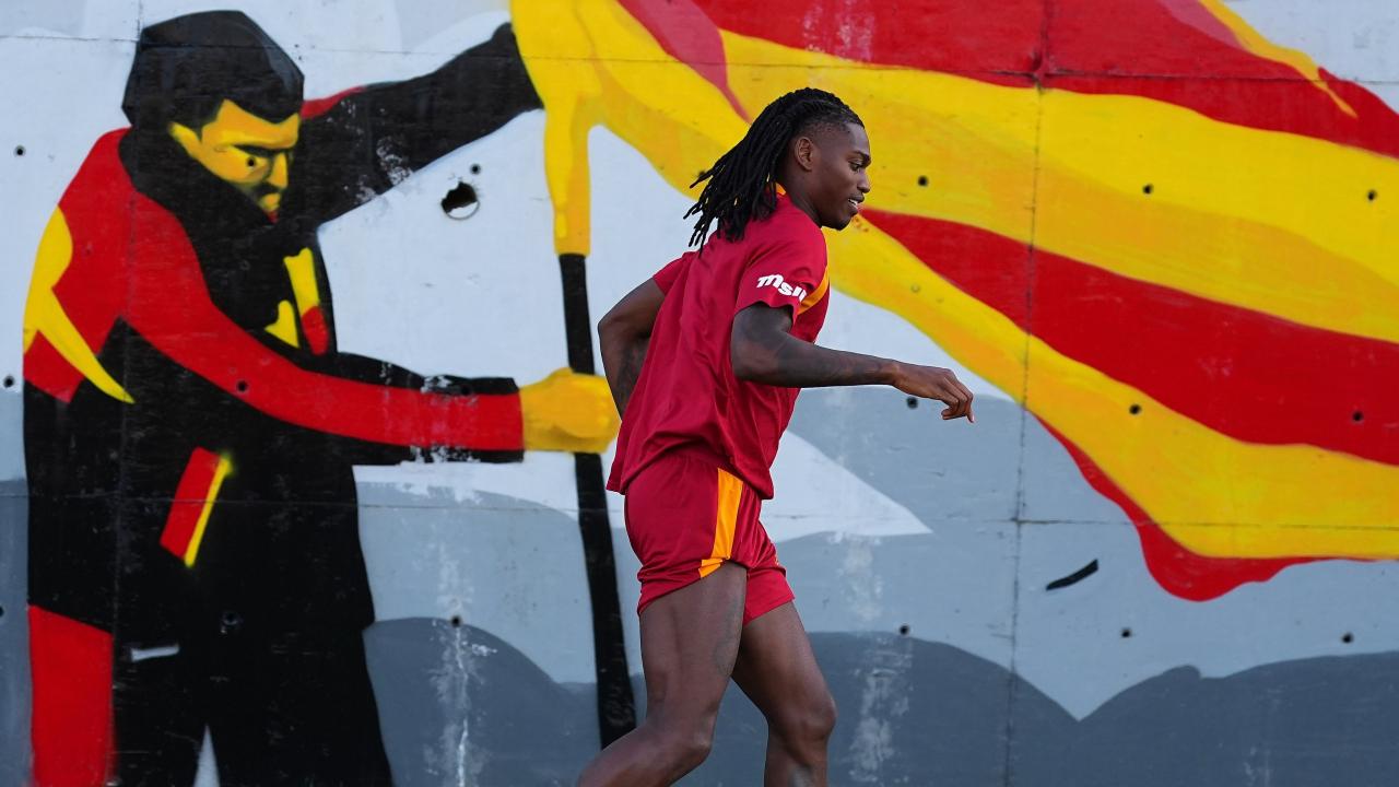 Galatasaray'da Rafael Leao geliÅmesi