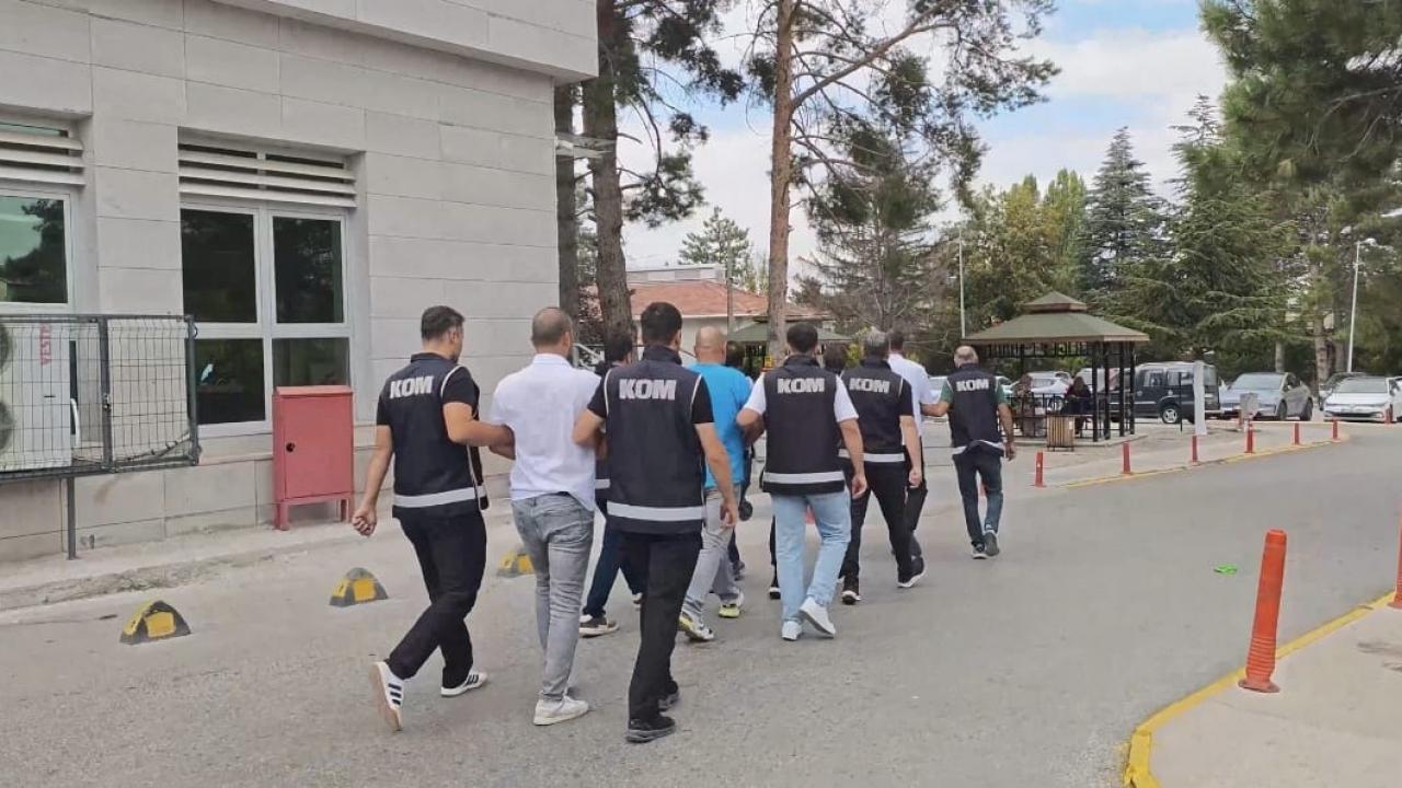 KırÅehir'de yaÄma operasyonu: 4 tutuklama