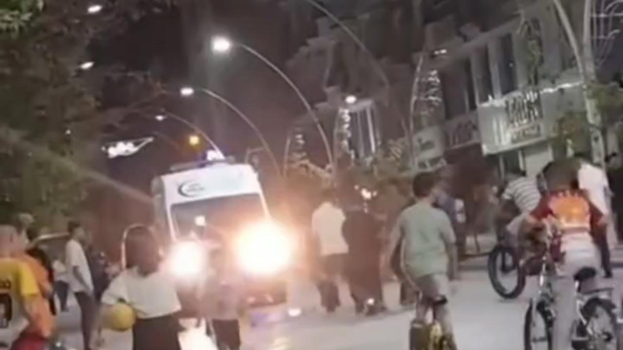 Mardin Kızıltepeâde bıçaklı kavga: 1âi çocuk 3 yaralı