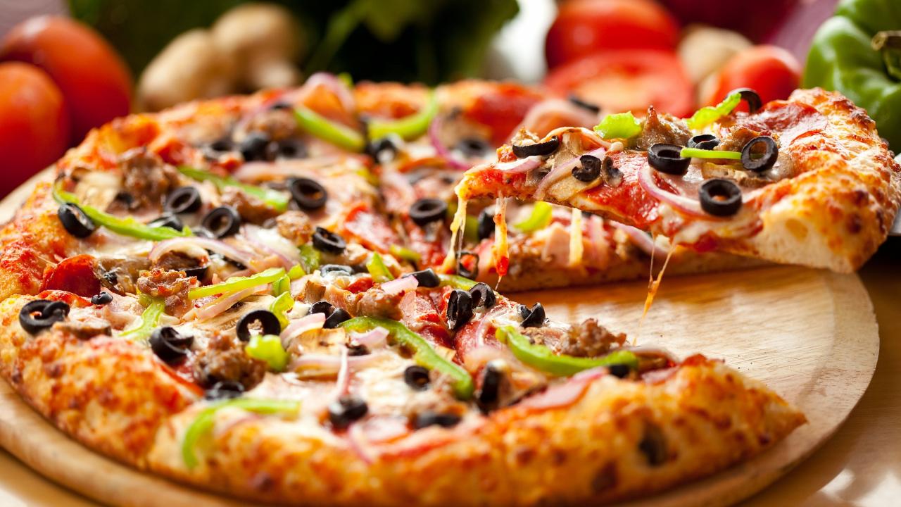 Türkiye'de boykot listesinde yer alıyordu: Ünlü pizzacının fiÅi çekildi