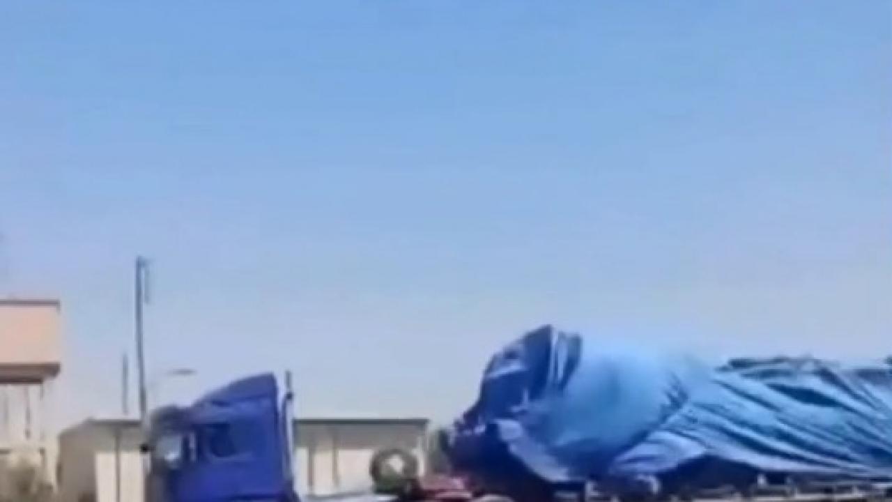 YPG'nin teslim ettiÄi silahlar Halep'e taÅınıyor