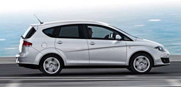 100 km'de 4,9 litre tüketiyor