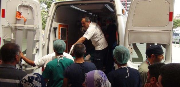 Benzin yüklü tır devrildi: 2 yaralı