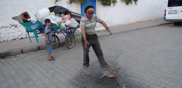 70 yaşındaki Temircan, 11 nüfuslu aileyi geçindiriyor