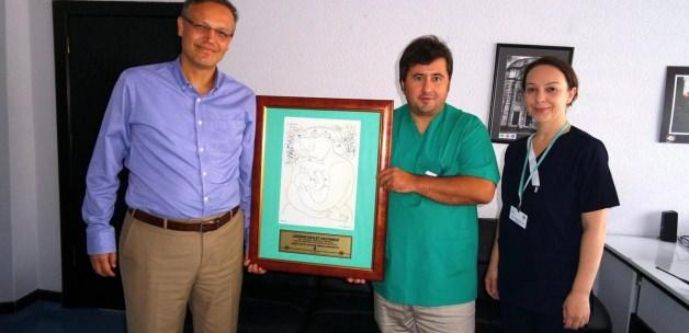 Çekirge'ye yeniden "bebek dostu hastane" ünvanı verildi