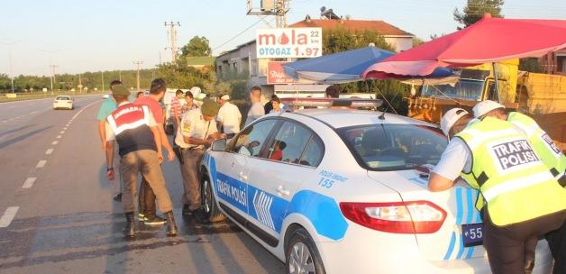 Samsun'da motosiklet kamyonete çarptı: 2 yaralı
