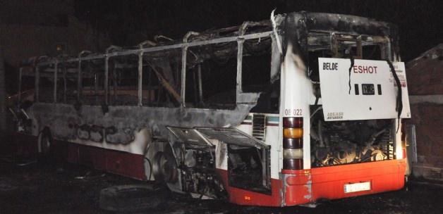 İzmir'de belediye otobüsüne saldırı