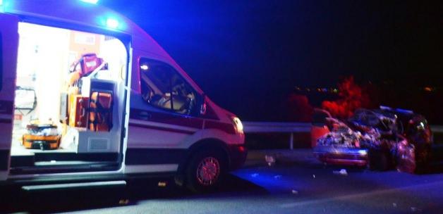 Kütahya'da zincirleme trafik kazası: 2 ölü 8 yaralı