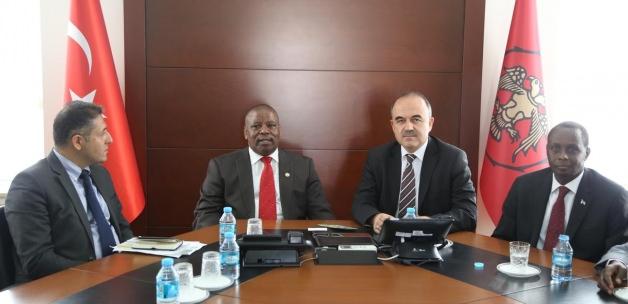 Ruanda'nın Ankara Büyükelçisi Kayizari, Konya'da