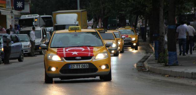 Kastamonu'da taksicilerden "teröre lanet" konvoyu