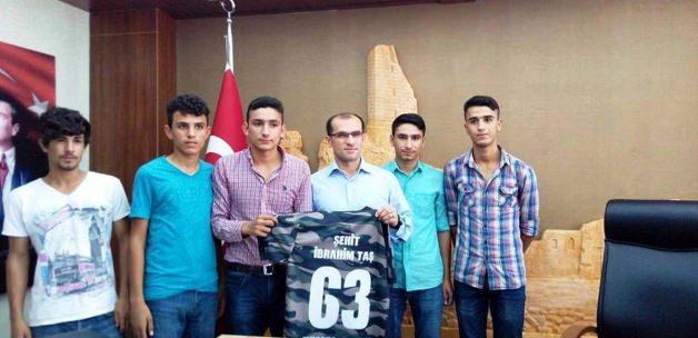 Harran'da Şehit Uzman Çavuş Taş anısına futbol turnuvası