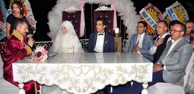 AK Parti Çanakkale Milletvekili Turan, nikah şahidi oldu