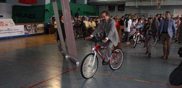 Sakarya'da öğrencilere 750 bisiklet dağıtılacak