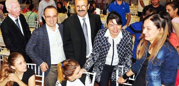 AK Parti Çanakkale Milletvekili Turan, engelli sporcularla buluştu