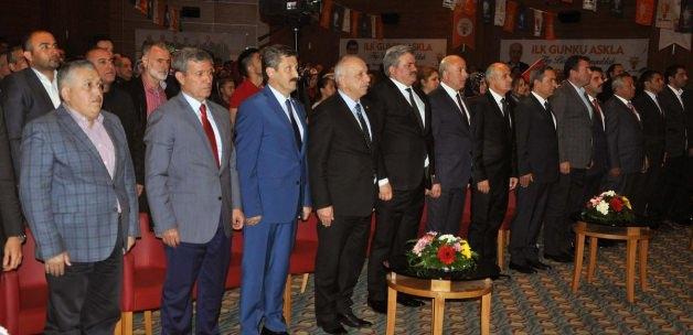 Zonguldak'ta AK Parti'ye katılım