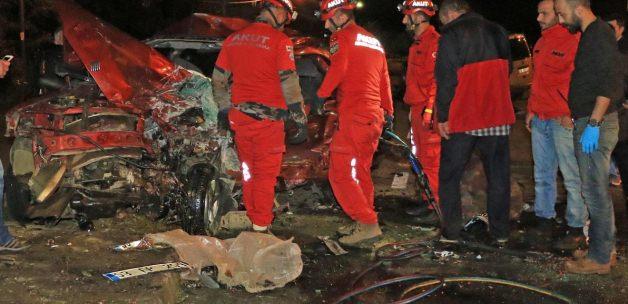 Rize'de trafik kazası: 2 ölü, 5 yaralı