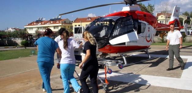 Ambulans helikopter 3 günlük bebek için havalandı
