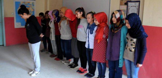 Hizan'da "Türk Halk Oyunları Van Yöresi" kursu açıldı