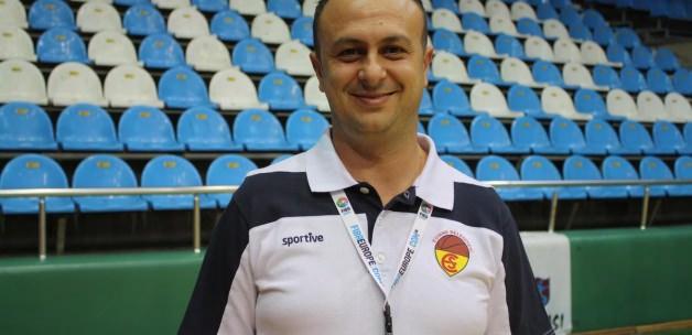 Edirne Belediyesi Edirnespor Başantrenörü Acer: