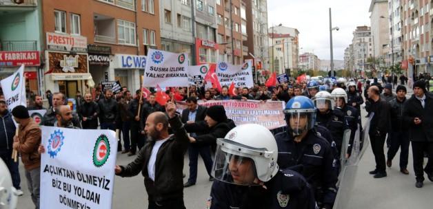 Sivas Demir Çelik Fabrikası işçilerinin maaş eylemi