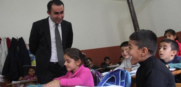 Milli Eğitim Müdürü Çiçek'ten köy okullarına ziyaret