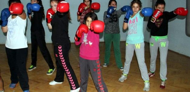 Sinop'ta kız boks takımı kuruldu