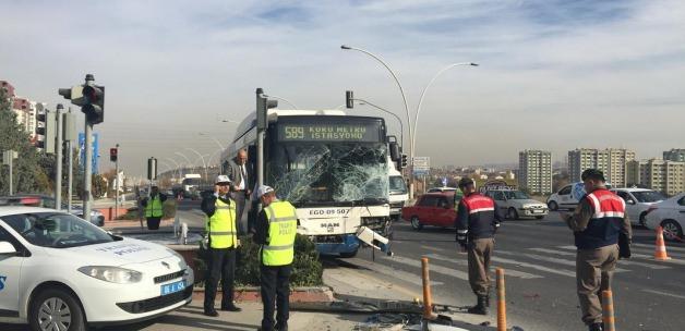 Başkentte trafik kazası: 3 yaralı