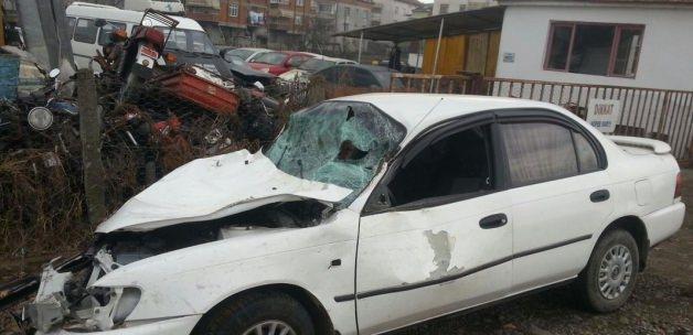 Samsun'da devrilen otomobilin sürücüsü öldü