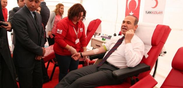 Adana'da kan bağışı kampanyası