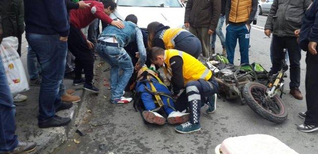 Tekirdağ'da motosikletle ambulans çarpıştı: 1 yaralı