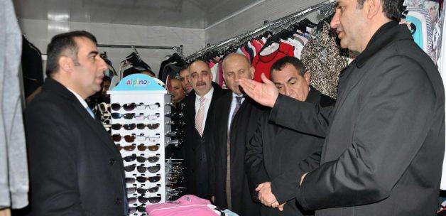 Kızılay Muş Şubesi, MŞÜ'de sosyal mağaza açtı