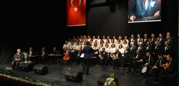 Bursa'da "63'üncü Sanat Yılında Erol Sayan Konseri"