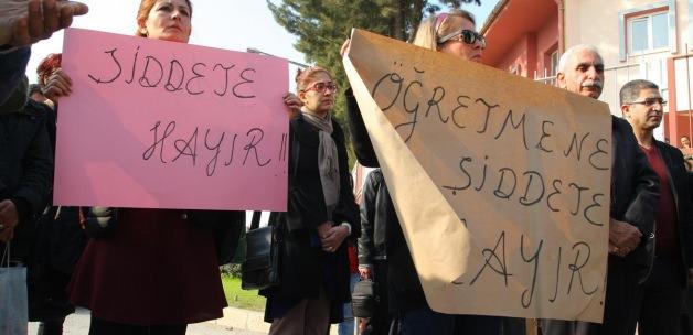 İzmir'de öğretmene hakaret ve saldırı iddiası
