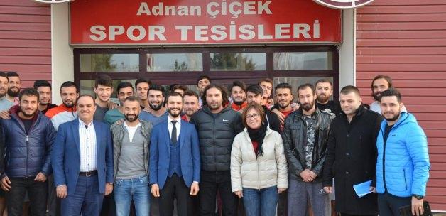 Tokatspor Kulübü Başkanı Sansar, futbolcularla bir araya geldi