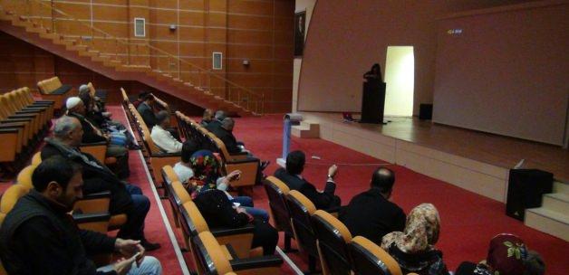 Kızıltepe’de hepatit hastalarına yönelik konferans