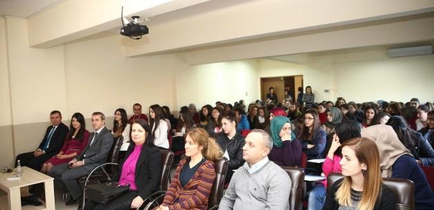 İŞKUR, Edirne'deki üniversite öğrencilerine tanıtıldı