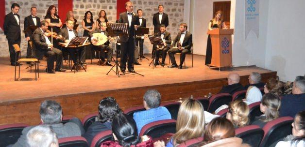 Edirne Devlet Türk Müziği Topluluğu'ndan yıl sonu konseri