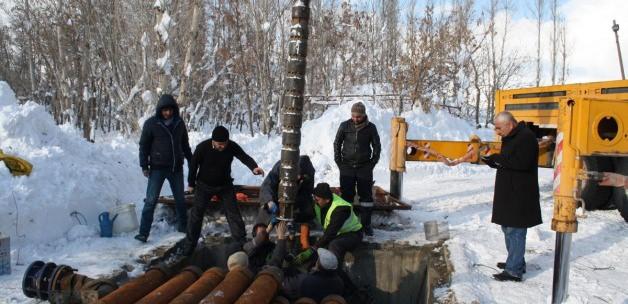 Yüksekova'da arızalanan su sondajı onarıldı