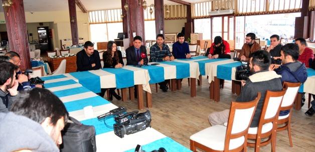 Van Büyükşehir Belediyespor kulübü yönetimi basınla buluştu