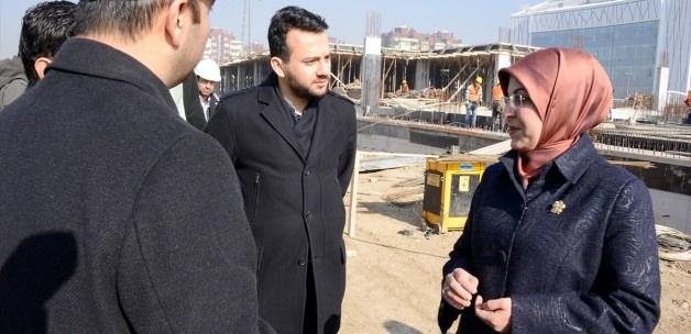 Başkan Toru sosyal tesis ve ticaret merkezi inşaatını inceledi