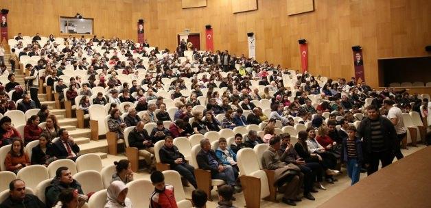 Manavgat'ta "Sultan Harem Taht Kösem" sahnelendi